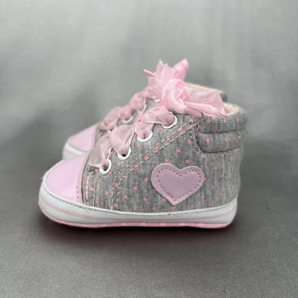 Infant Baby Girl Crib Shoes Gray Pink Polka Dot Heart Ribbon Lace High‎ Top 3-6M